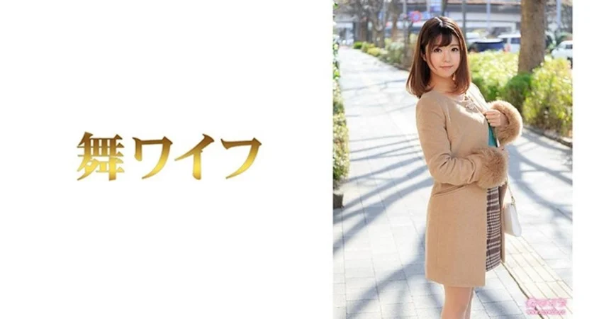 新人小伙个人第三场探花 漂亮大胸小姐姐 有点儿感冒一直带着口罩 长腿肩上扛狂插宣泄